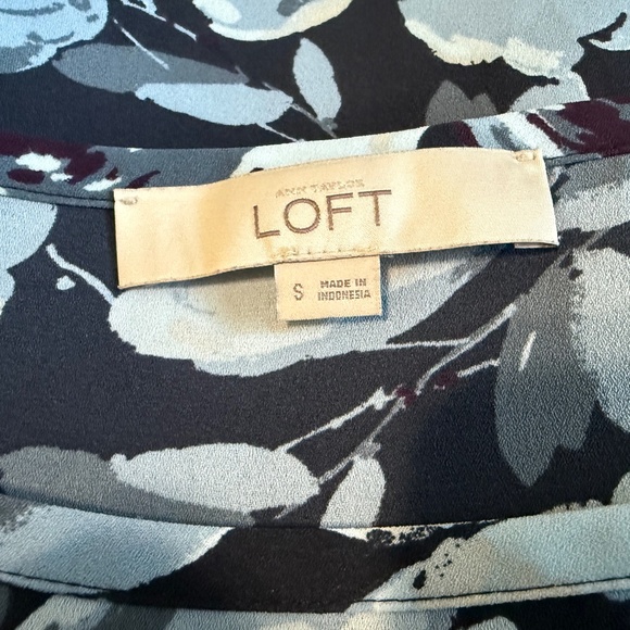 LOFT Women’s Top (Size S) - Picture 8 of 14